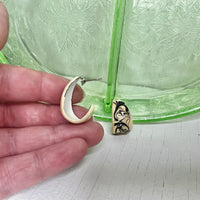 Marbled Half Loop Metal Earrings